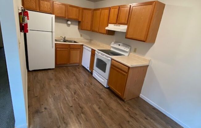 2 beds, 1 bath, 680 sqft, $695, Unit 1116B