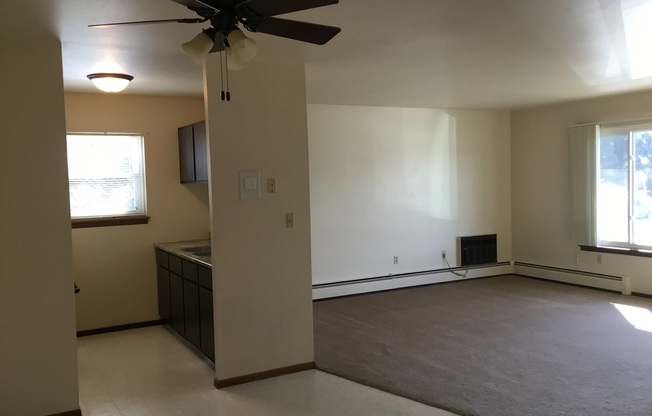 2 beds, 1 bath, $849.99