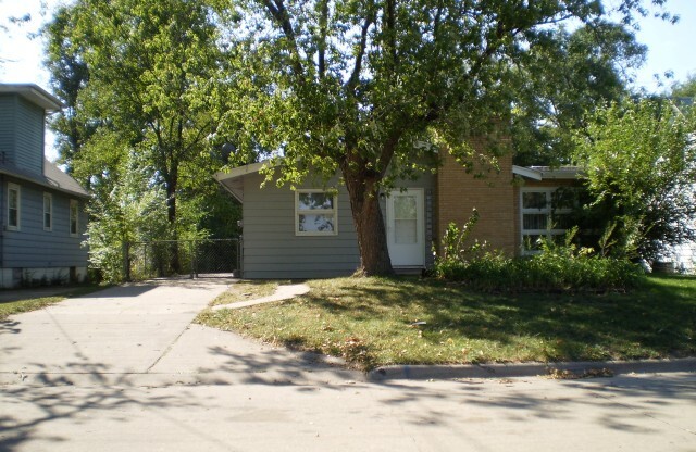 3 bedroom home on the east side of Rockford