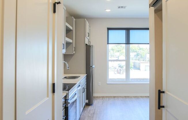 1 bed, 1 bath, 513 sqft, $1,275, Unit 222