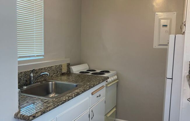 1 bed, 1 bath, 541 sqft, $1,645, Unit 1948-312