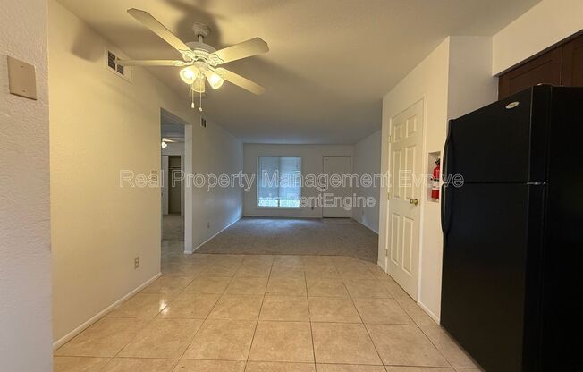 2 beds, 1 bath, 763 sqft, $995, Unit 119