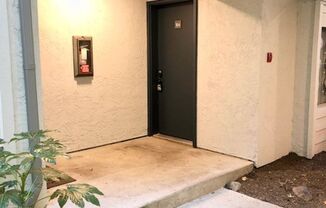 2Bd/2Ba Kenmore Condo