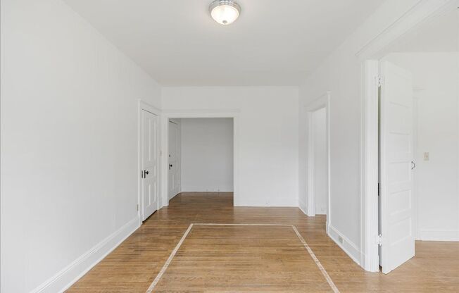 1 bed, 1 bath, 579 sqft, $1,200, Unit 206