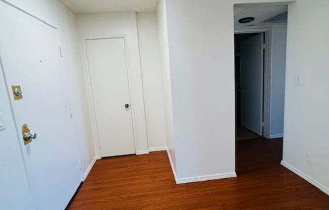 1 bed, 1 bath, 870 sqft, $1,850