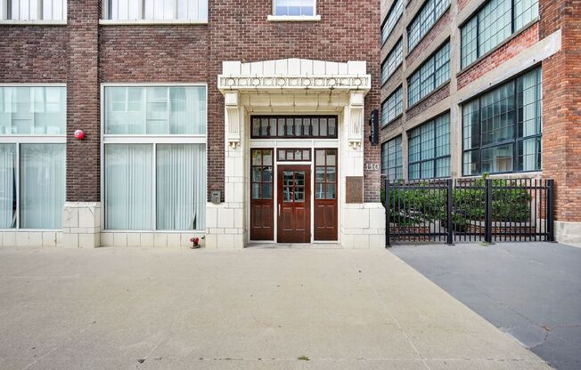 Studio, 1 bath, 610 sqft, $900, Unit 110-205