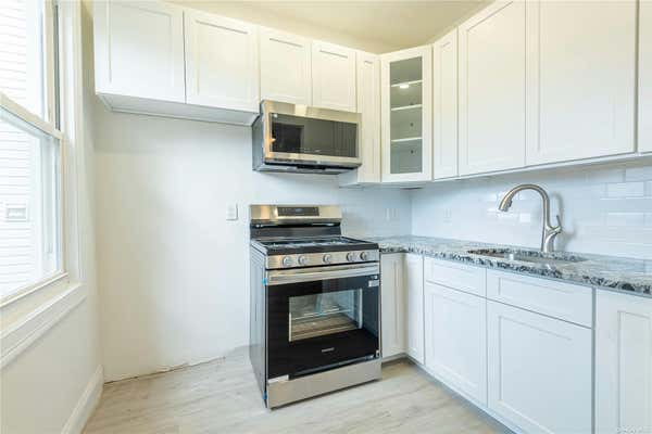 1 bed, 1 bath, $2,350