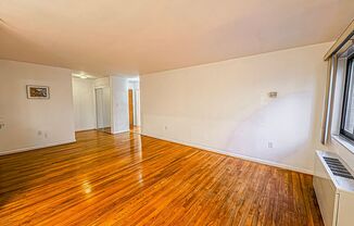 1 bed, 1 bath, $1,900, Unit # 408