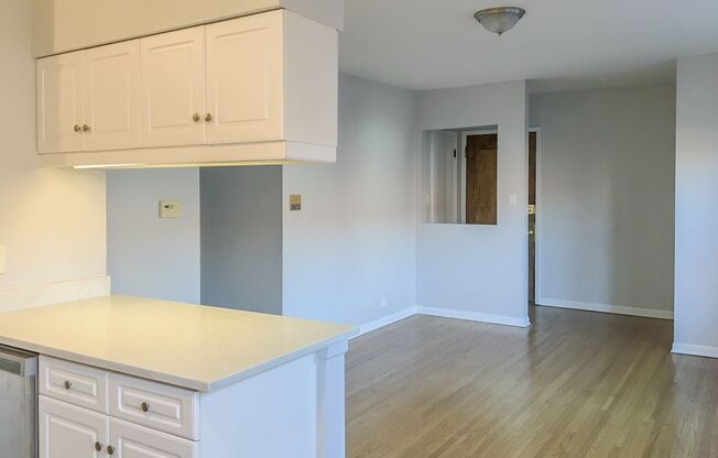 1 bed, 1 bath, 679 sqft, $2,150, Unit 3710-405