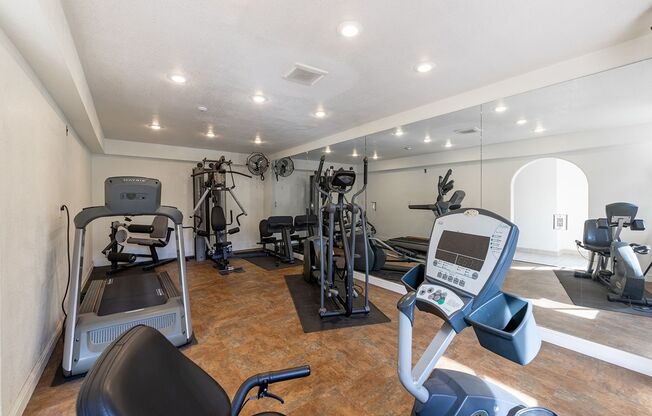 1 bed, 1 bath, 555 sqft, $1,795, Unit 36