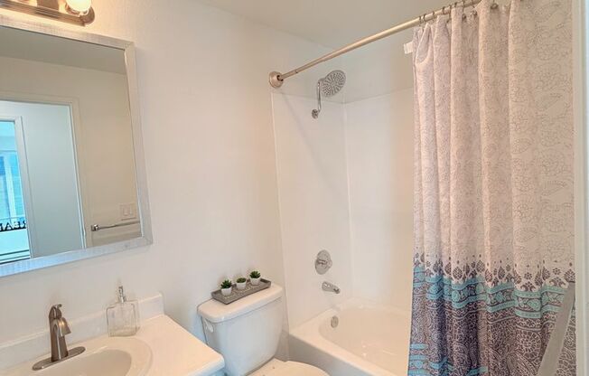 1 bed, 1 bath, 700 sqft, $1,750, Unit 234