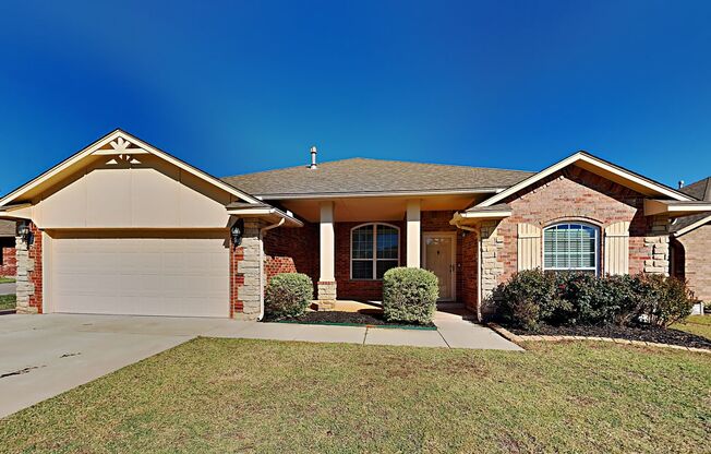 4 Bedroom 2 Bathroom Home - Midwest City