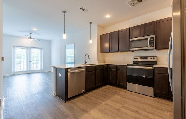 2 beds, 2 baths, 1,300 sqft, $1,545, Unit 212