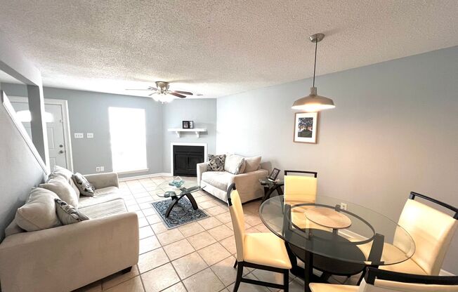 2 Bedroom Townhouse with a Fireplace and Reserved Parking