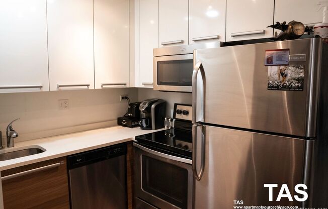 Studio, 1 bath, $1,375, Unit 3E