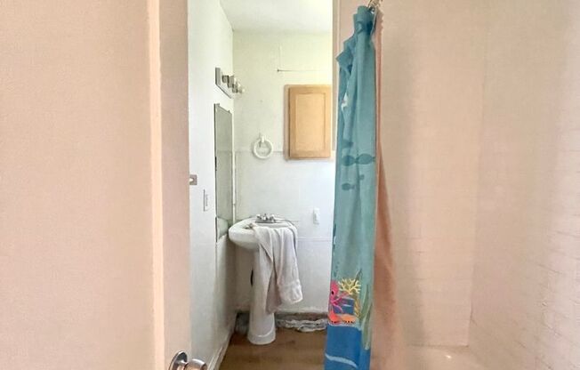 Cedar Crest Home 3 Bed, 1 Bath