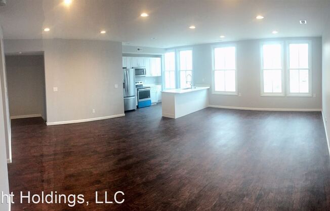 3246 Lorain Ave