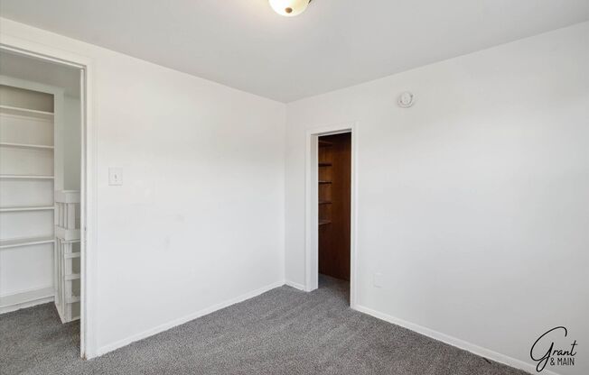 3 beds, 1 bath, $1,300