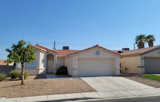 319 Mulberry Glen Dr NLV- 3 bedrooms , 2.0 bathrooms , 1459 SQFT