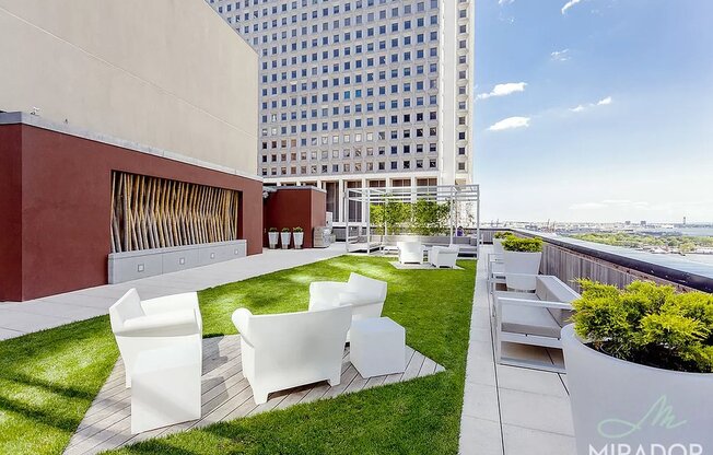 1 bed, 1 bath, $5,500, Unit 15A