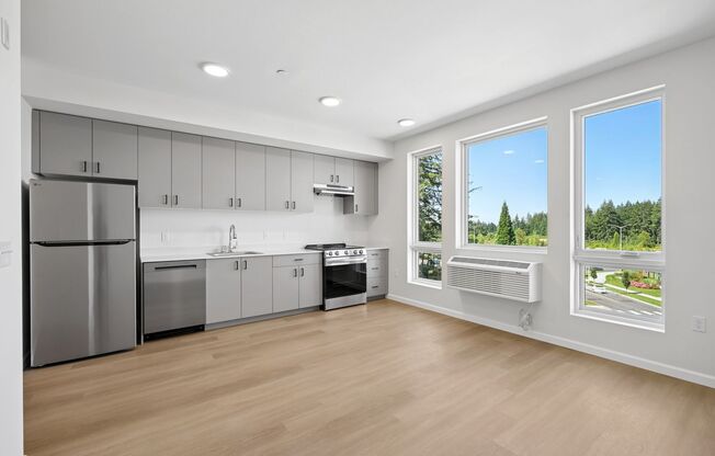 1 bed, 1 bath, 548 sqft, $1,650, Unit 100