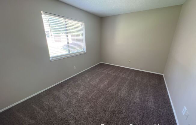 3 beds, 2 baths, $2,095