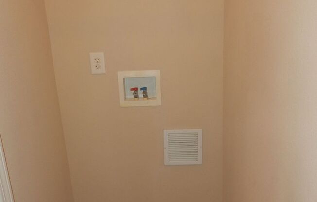 2 beds, 2 baths, 985 sqft, $1,305, Unit 1204