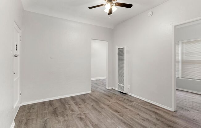 2 beds, 1 bath, 552 sqft, $1,895, Unit 726-03