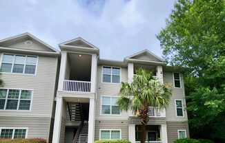 Two bedroom condo with garage - James Island