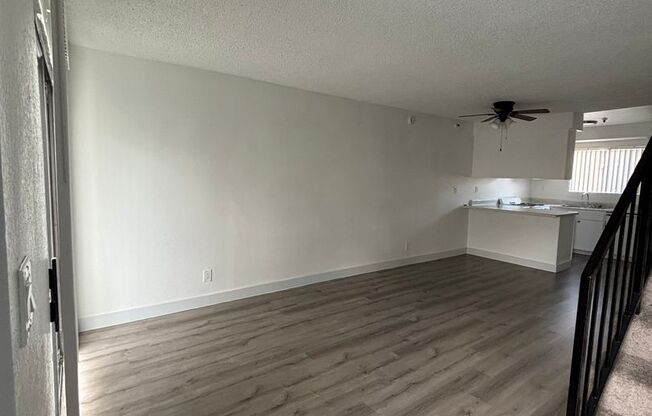 2-Bed, 1.5-Bath Apartment with $500 Move-In Special – Hawthorne, CA