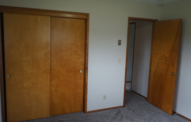 3 beds, 2 baths, $2,195