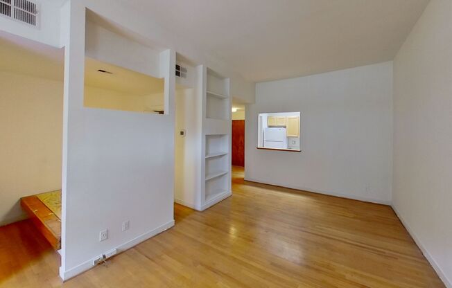 Studio, 1 bath, 400 sqft, $1,149, Unit 15E