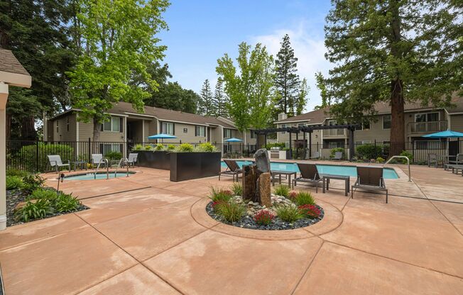2 beds, 1 bath, 875 sqft, $2,025, Unit 47