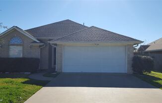 2406 Trace Mdws