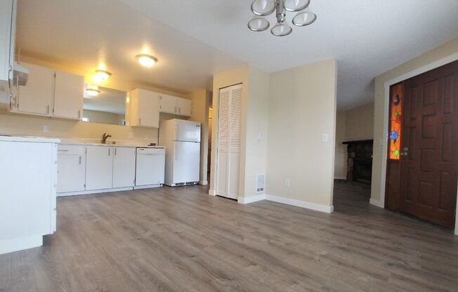 A480 - ROYAL VIEW APARTMENTS