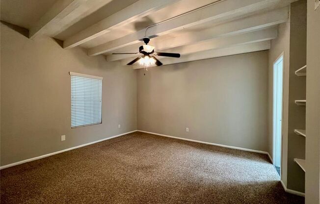 1 bed, 1 bath, 700 sqft, $1,145, Unit 235