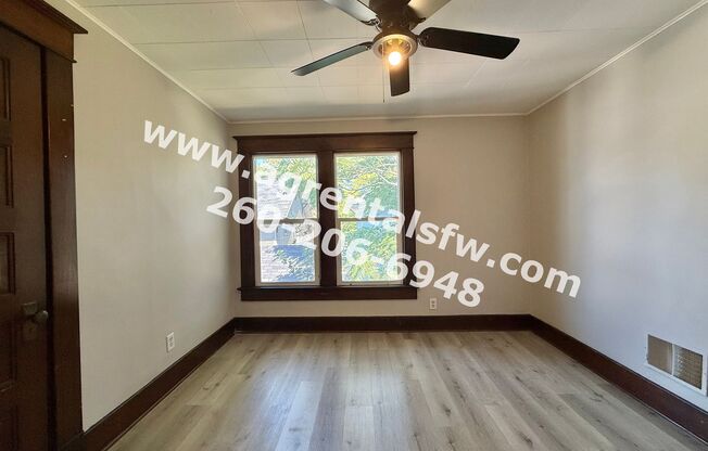 2912 Beaver Ave