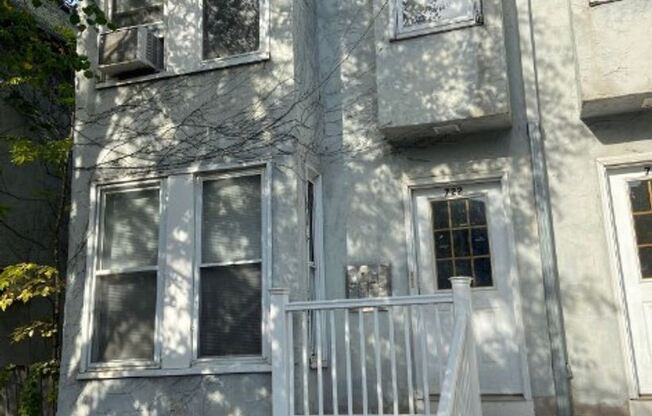 718 South 10th Street