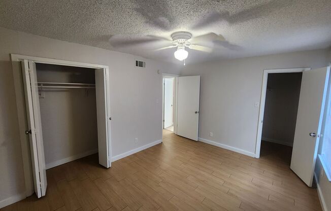 1 bed, 1 bath, 700 sqft, $1,175, Unit ELP2200-212