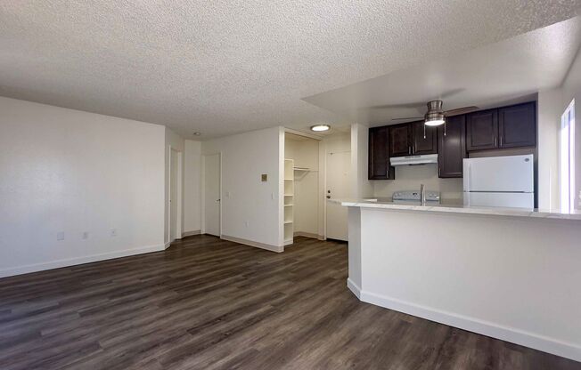 1 bed, 1 bath, 681 sqft, $1,799