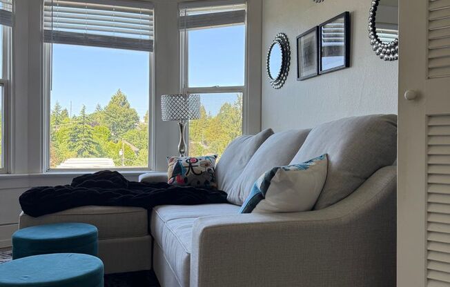 2 beds, 1 bath, 825 sqft, $2,695, Unit 301