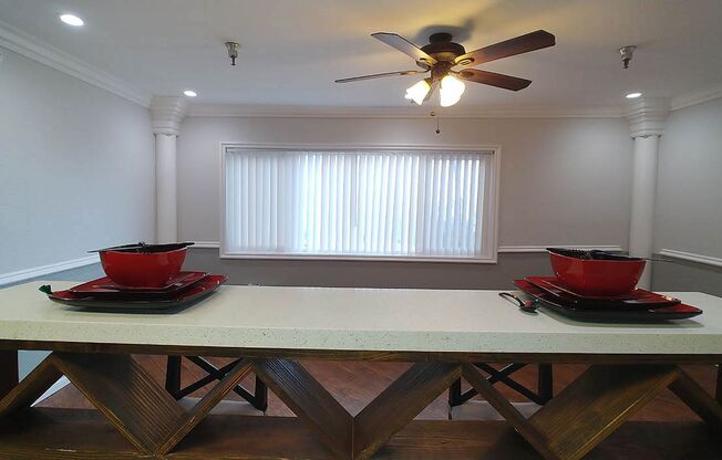2 beds, 2 baths, 940 sqft, $2,895, Unit 406