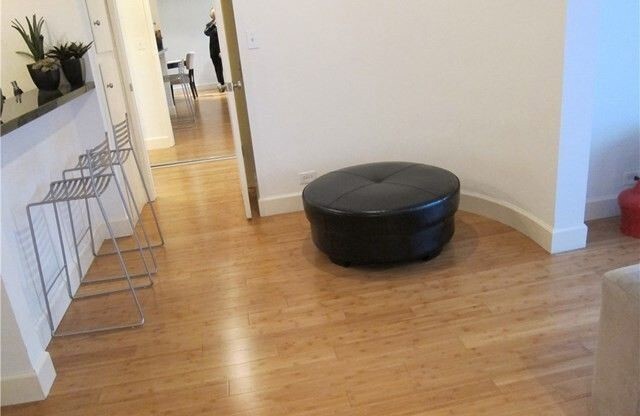 1 bed, 1 bath, 661 sqft, $3,075, Unit 208