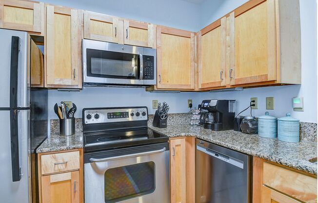 1 bed, 1 bath, $2,250, Unit # 42