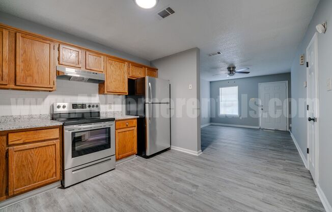 2 beds, 1.5 baths, 900 sqft, $900, Unit 6