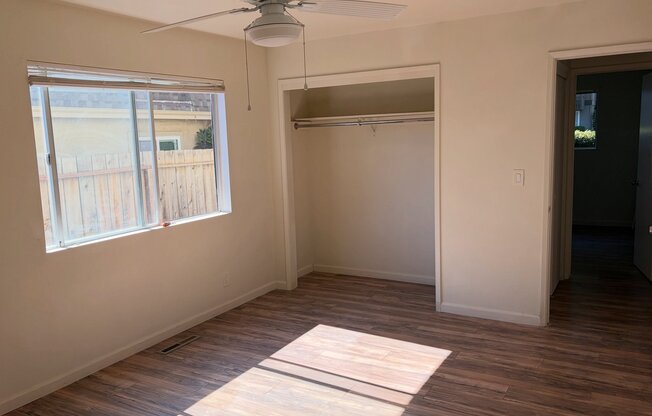 1237 CORONADO DR