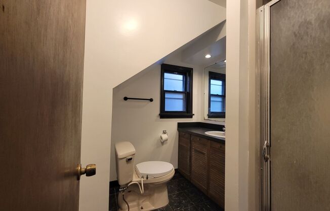 1 bed, 1 bath, $885, Unit 1