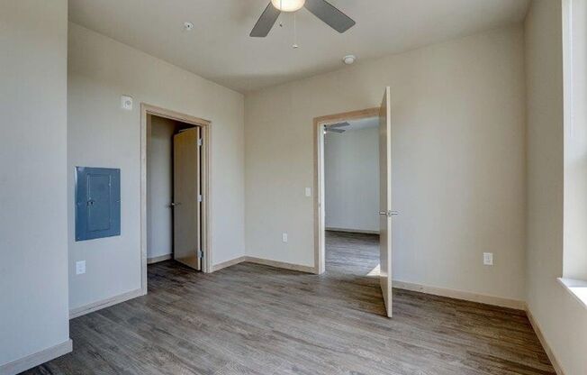 1 bed, 1 bath, 693 sqft, $1,750, Unit 405