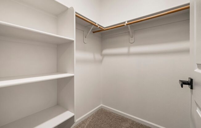 2 beds, 2 baths, 1,100 sqft, $1,925, Unit 253