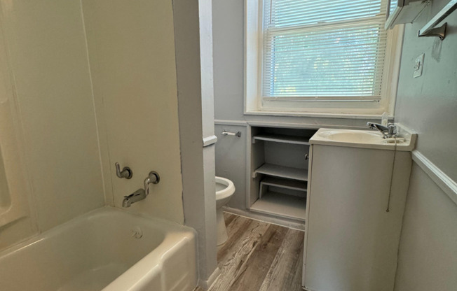 3 beds, 1 bath, $1,800